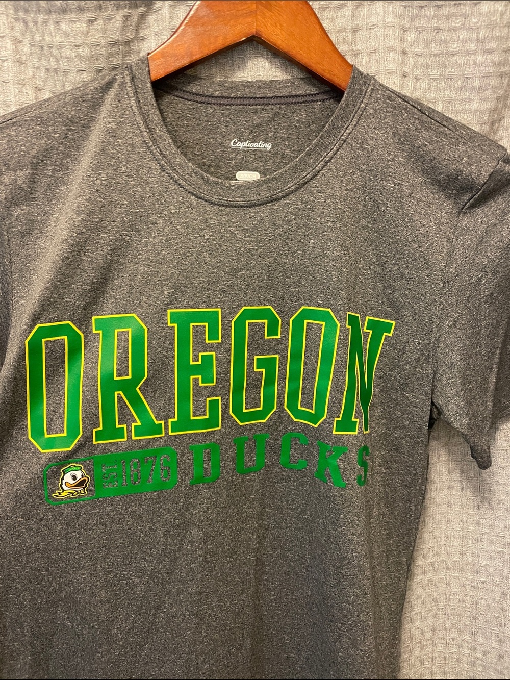 Oregon Ducks Gray Graphic Tee